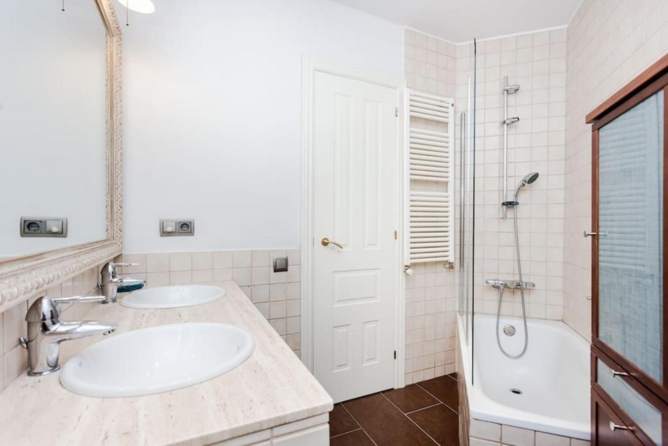 Appartement Central 2 Bedroom By Sagrada Familia *