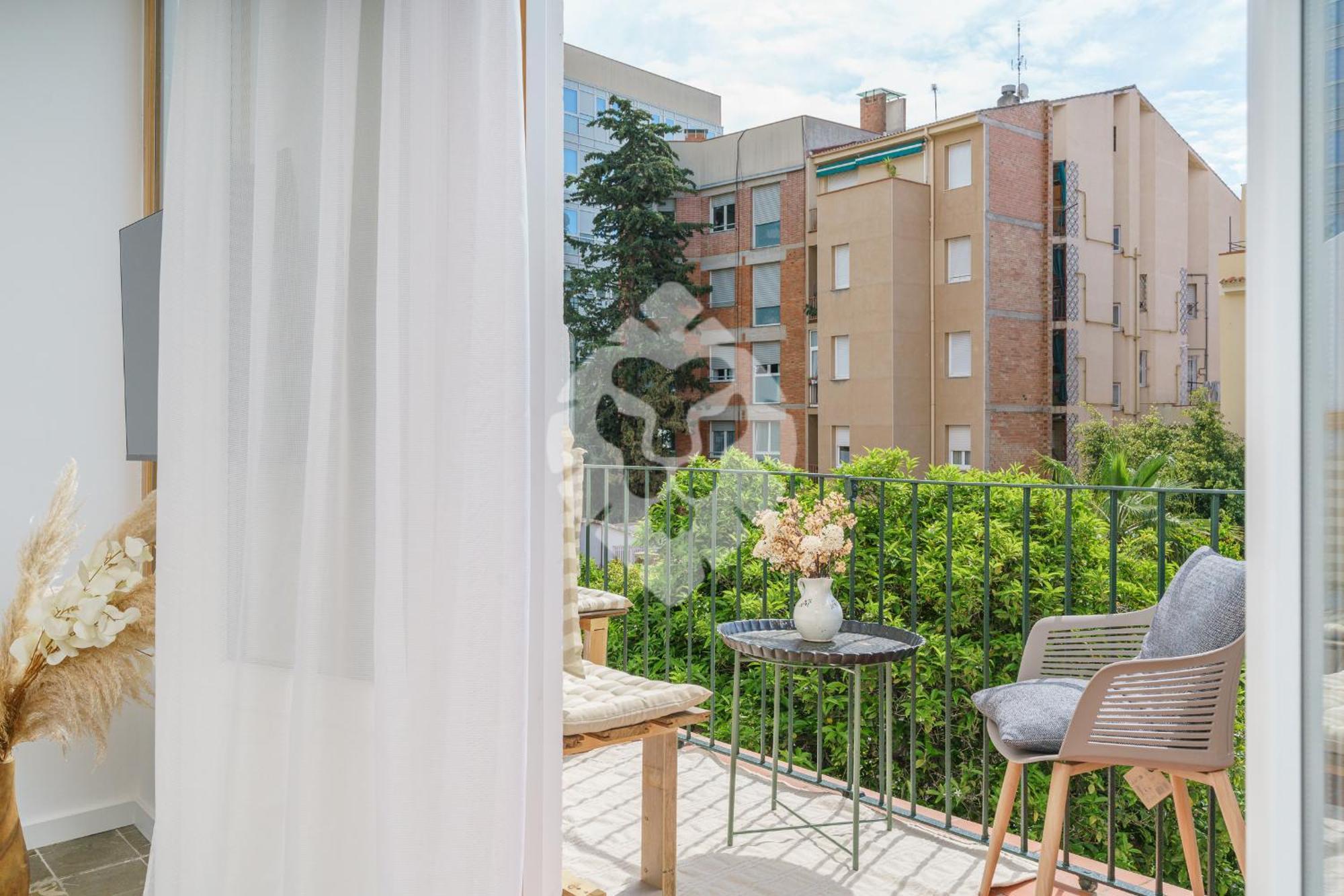 Apartment Piso Ideal Con 3 3 Banos Y Terraza *