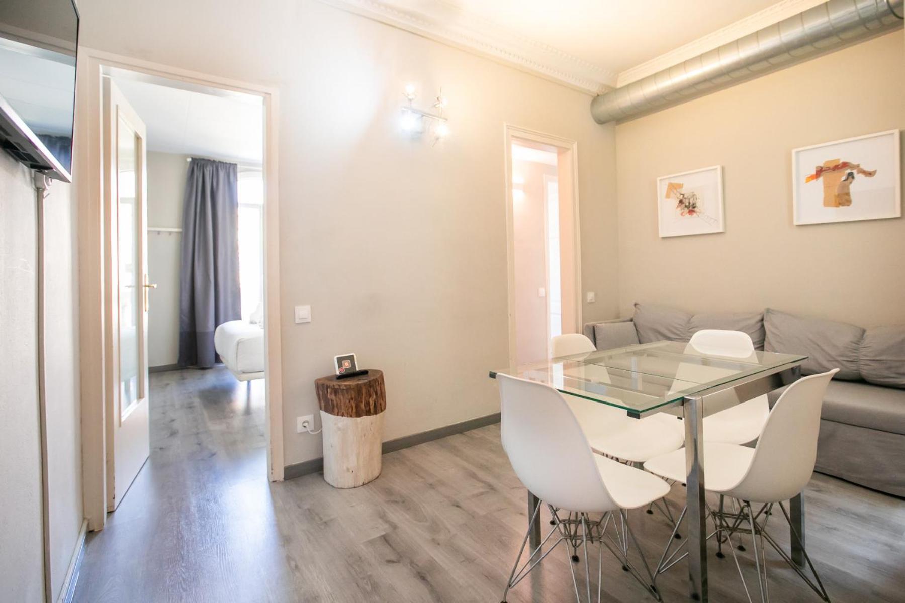 Apartment 51par1011 In Parallel