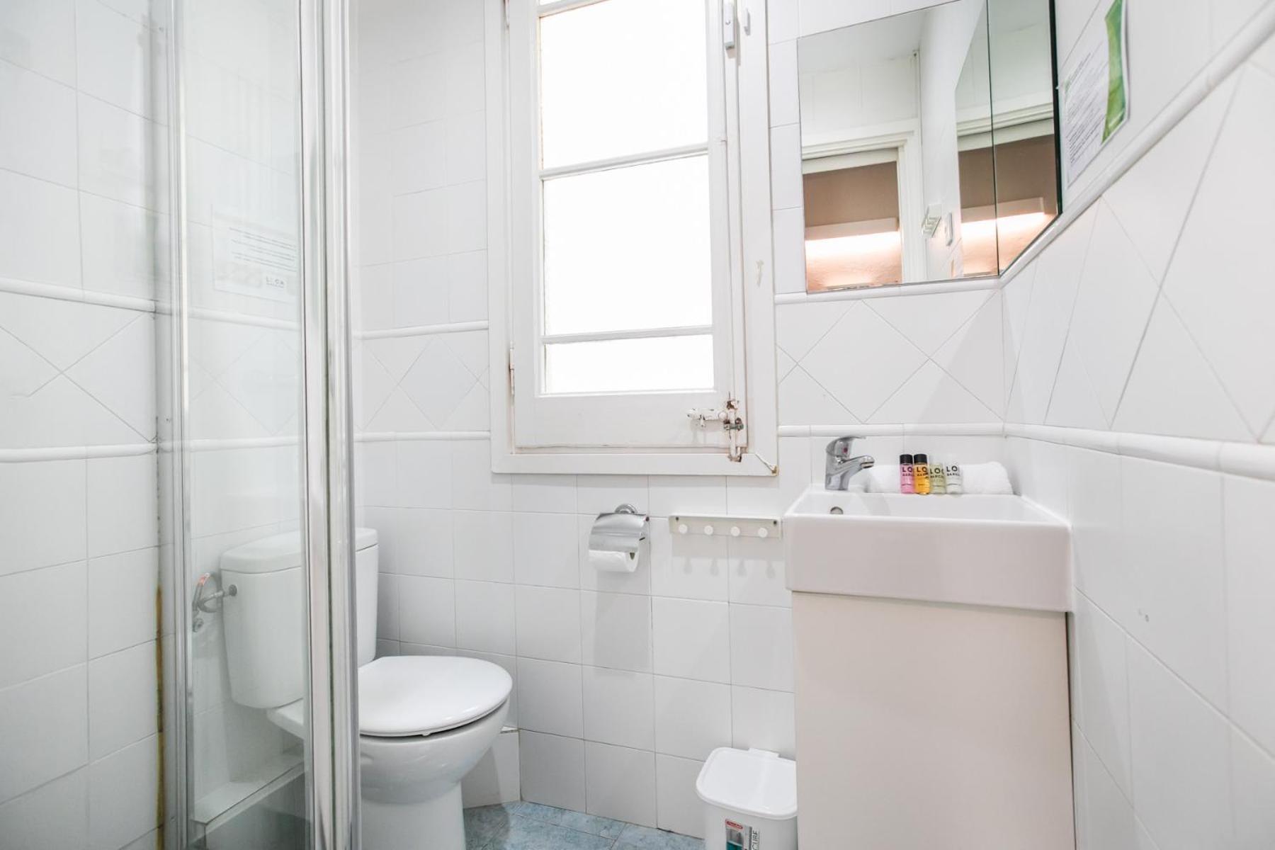 51par1011 In Parallel Apartment *