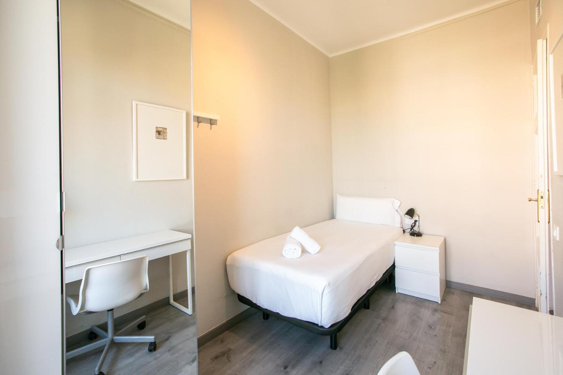 Apartment 51par1011 In Parallel *