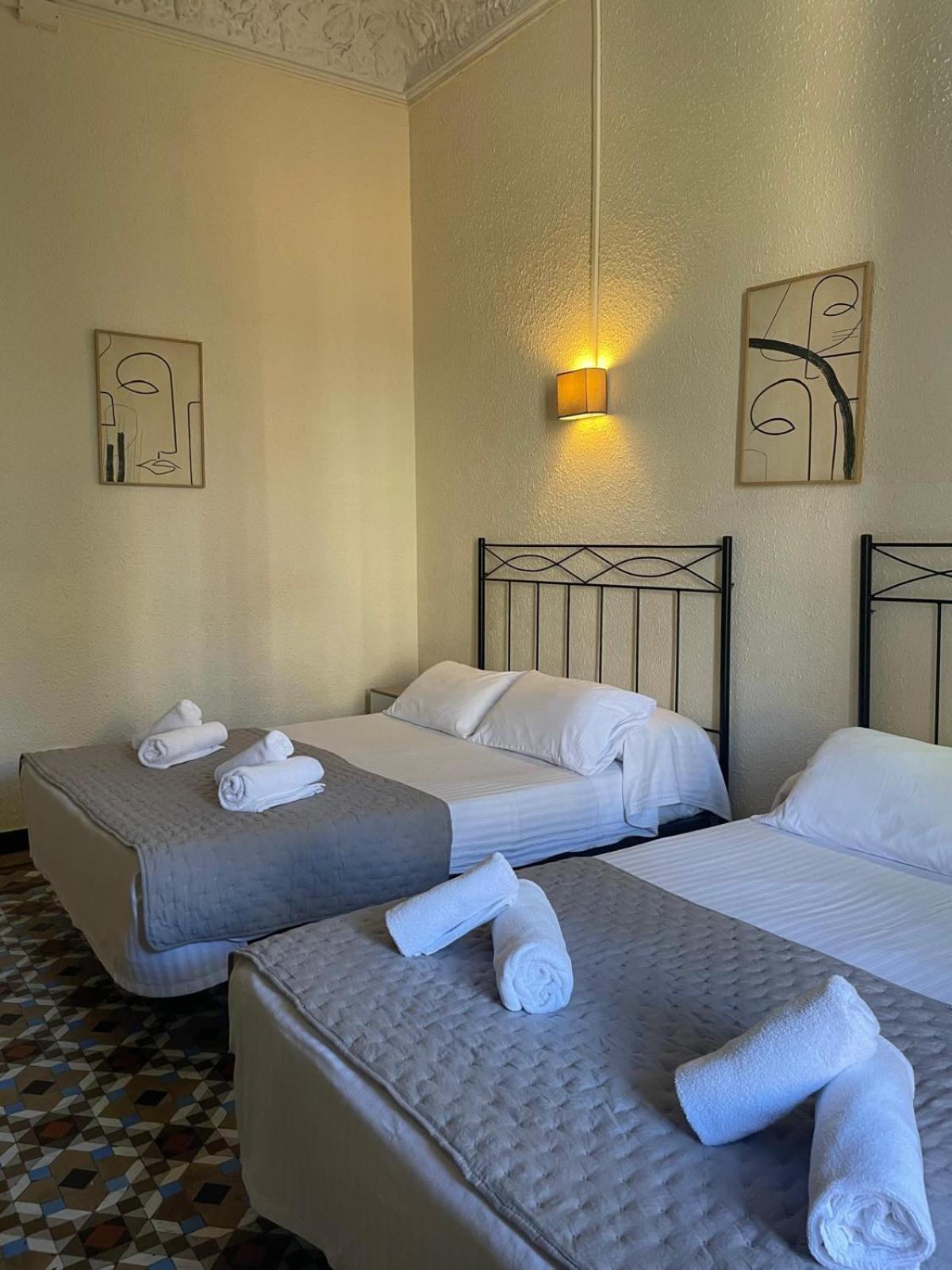 Gasthuis Balmes Centro 2*
