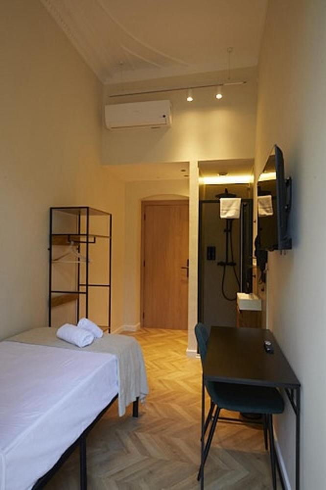 Guest house Ella Boqueria 2*