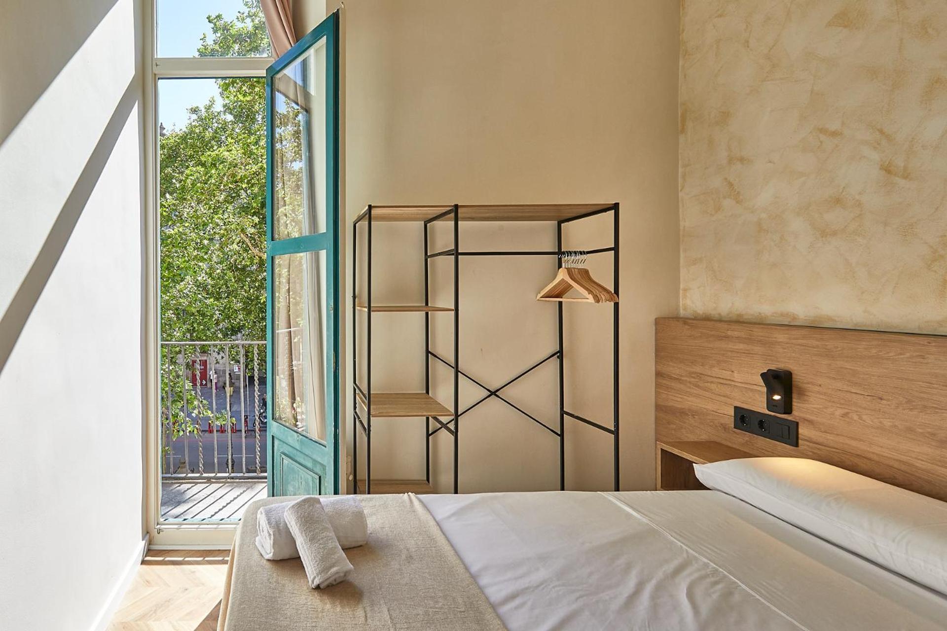 Ella Boqueria Guest house