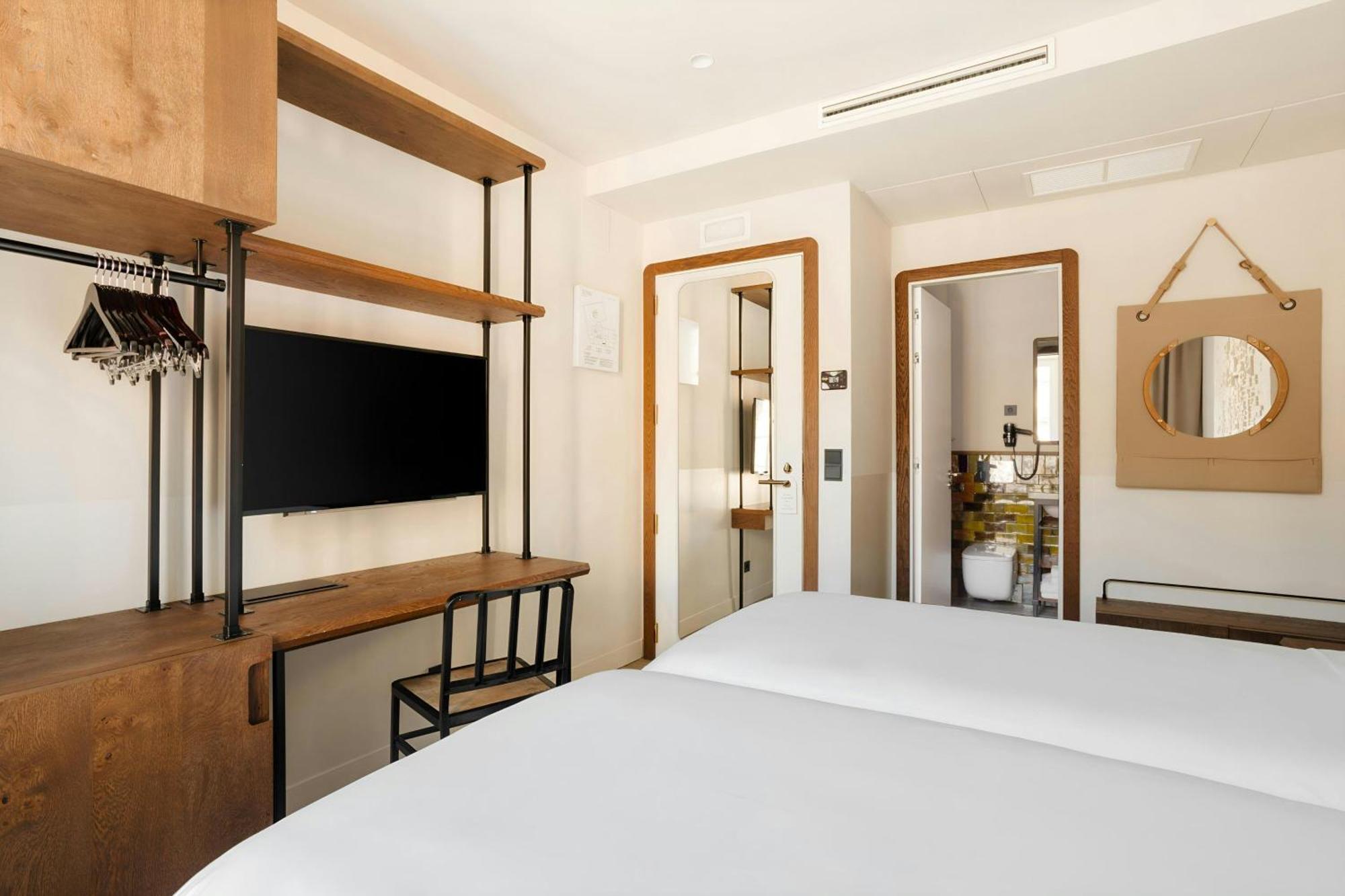 Casa Luz Hotel Plaza Catalunya, Sonder By Marriott Bonvoy 4*