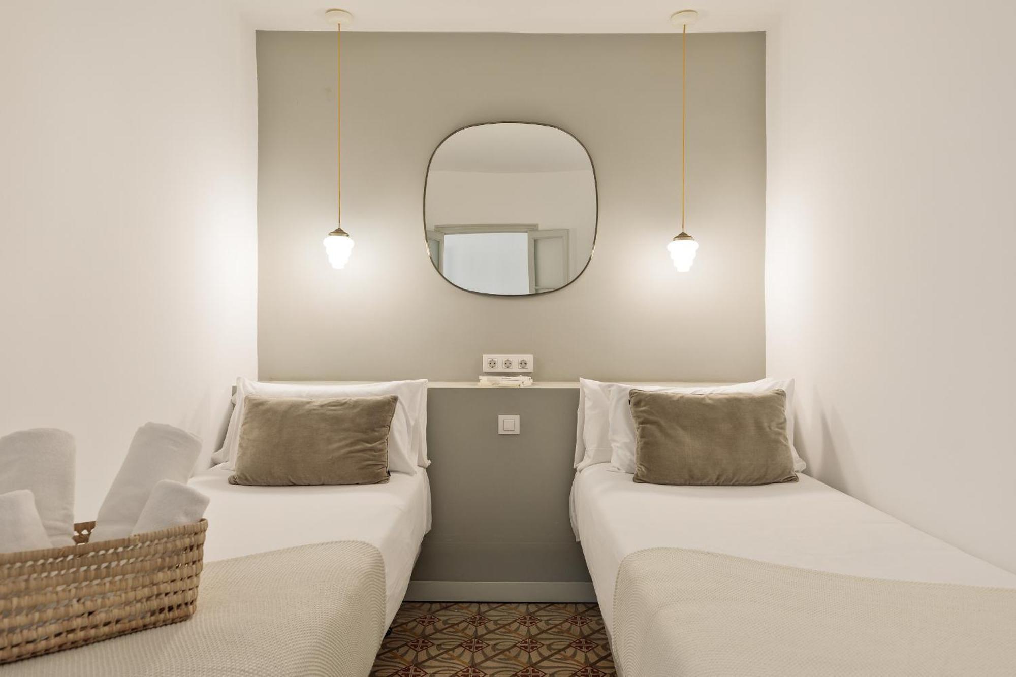 Ola Living Santa Anna Apartment