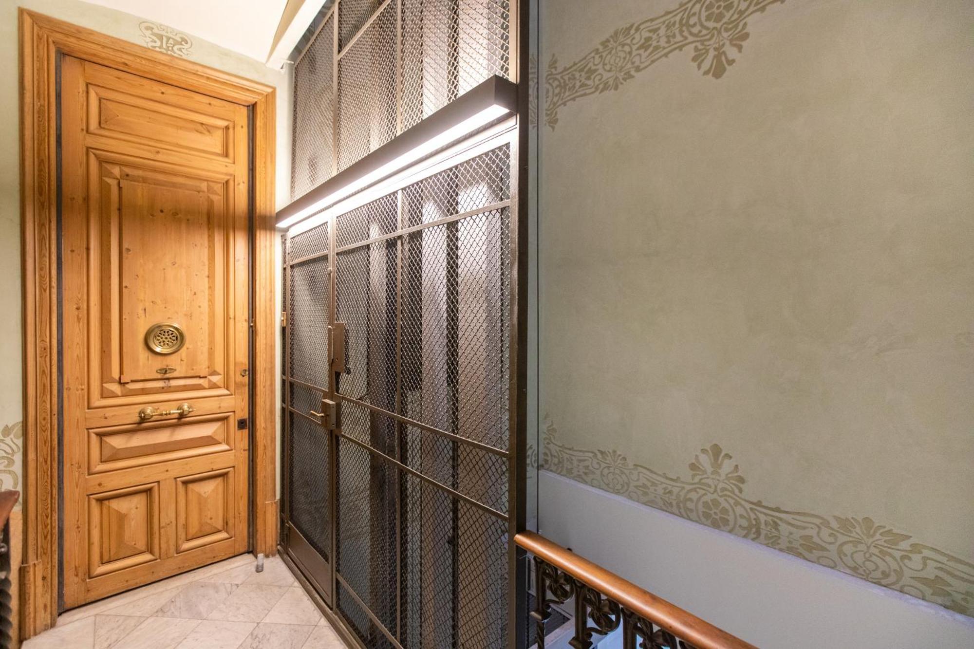 B21-apartamento Modernista Grupos * Barcelone