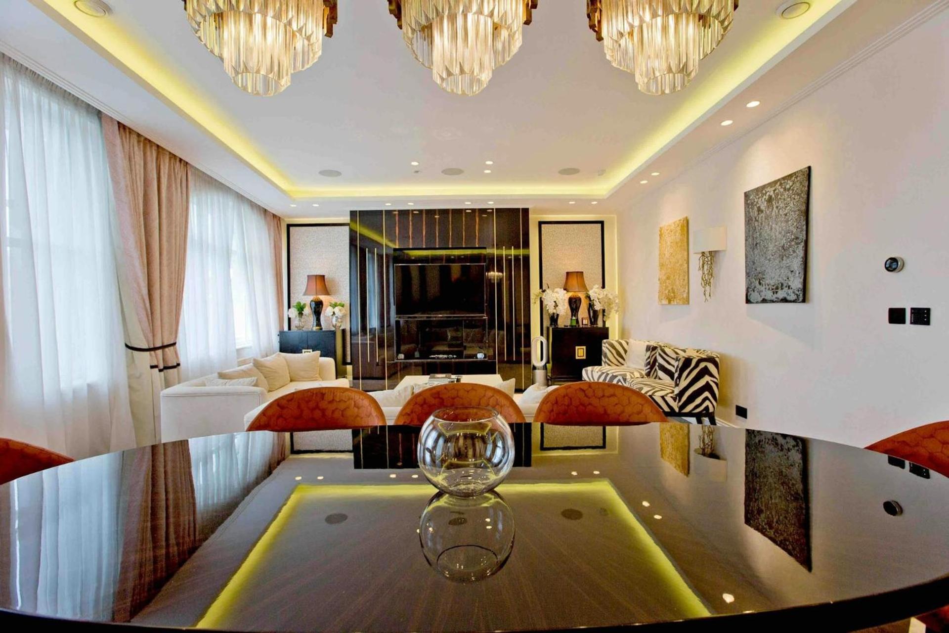 Villa Cityscape Place
