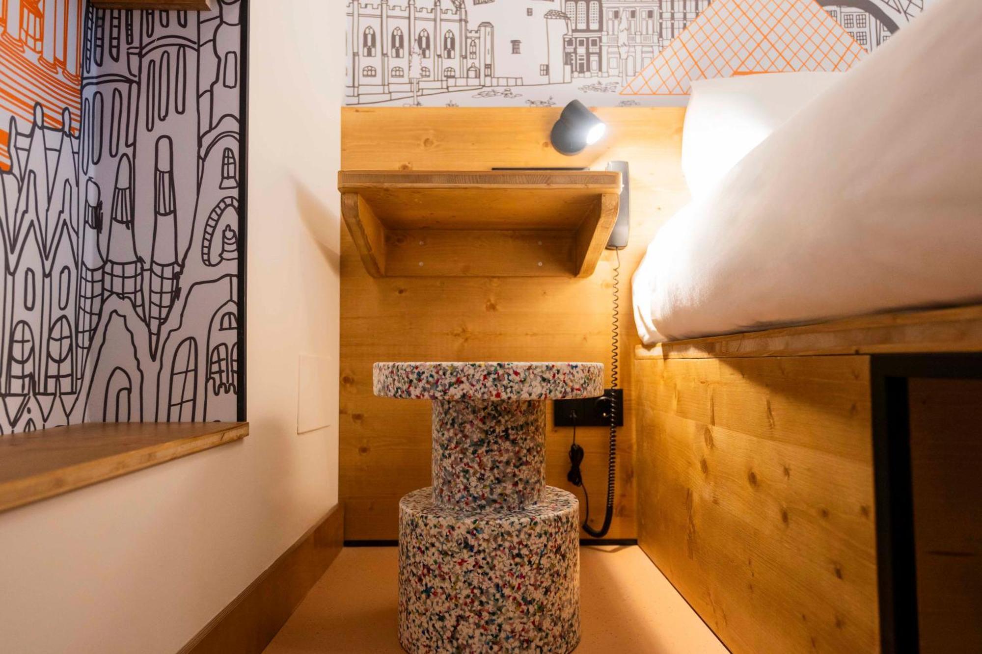 Hotel Easyhotel La Sagrera Barcelona