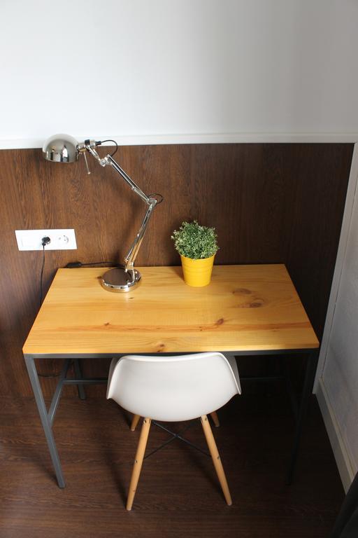 185m² 8 Slaapkamer, 4 Privé Badkamer In Eixample