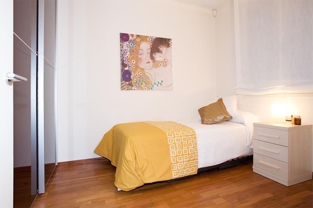 Lodging Apartments Rambla Catalunya - Miro Apartment *