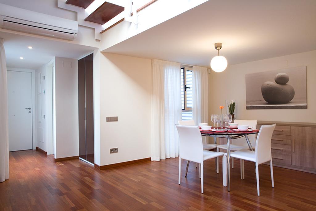 Lodging Apartments Rambla Catalunya - Miro Apartment Barcelona