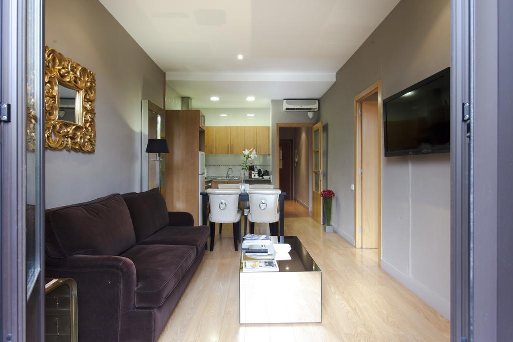 Aparthotel Grandom 4*
