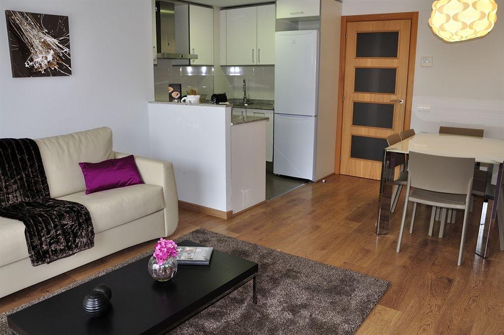 Weflating Gracia Apartment Barcelona