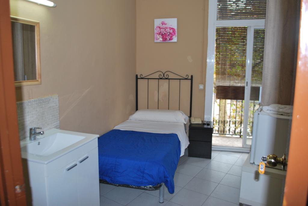 Gasthuis Nou Raval 3*