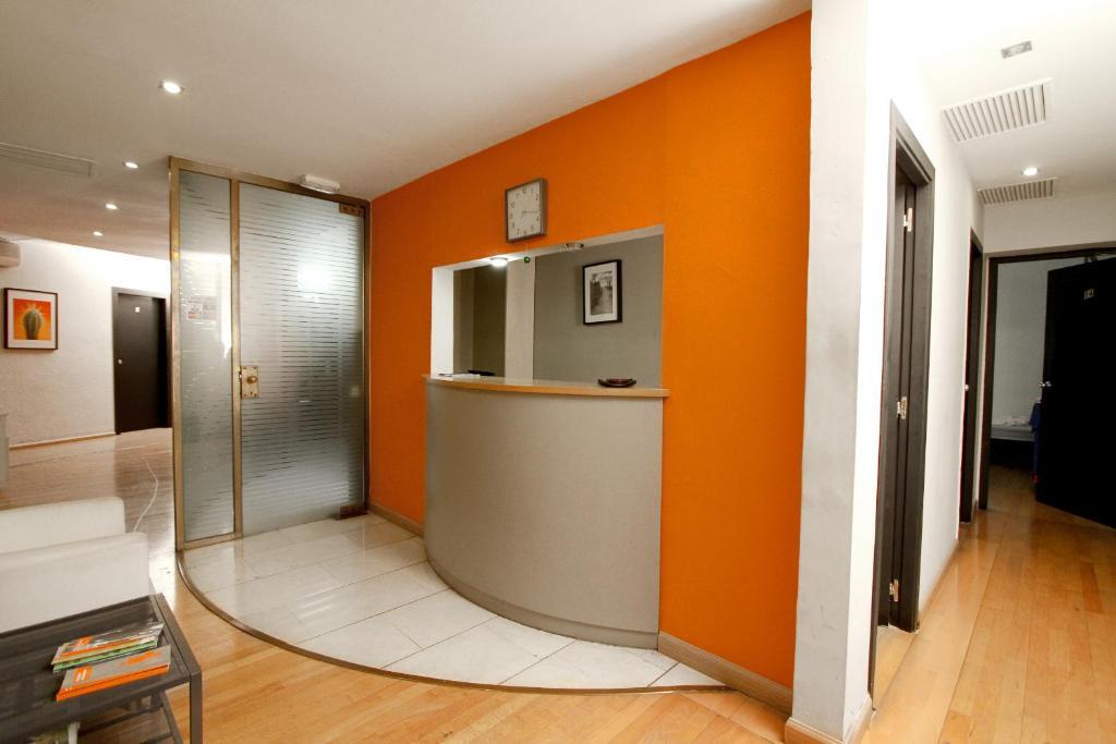 Residencia Universitaria Augusta Apartment Barcelona