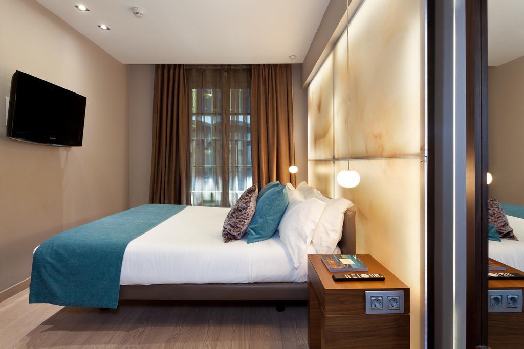 Hotel Espana Ramblas 4*