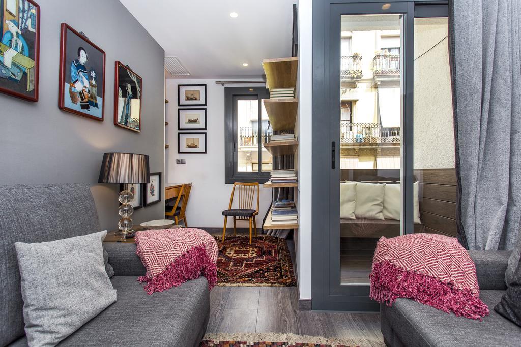 1 Bedroom Carrer Del Poeta Cabanyes Apartment