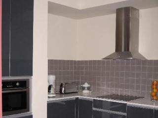 Limehome Rector Triado Appartement *