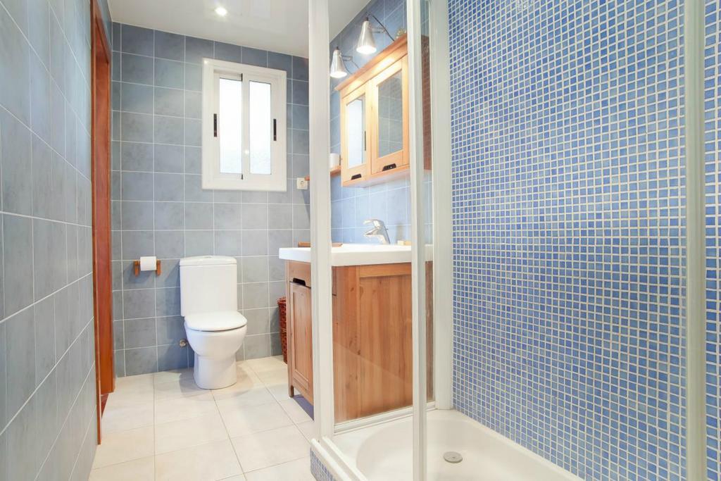 Apartment Aparteasy - Atic Sagrada Familia