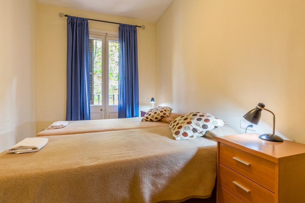 Aparteasy - Sant Antoni Market Apartment