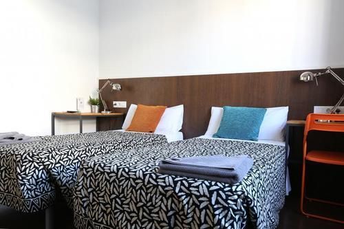 Appartement 185m² 8 Slaapkamer, 4 Privé Badkamer In Eixample Barcelona