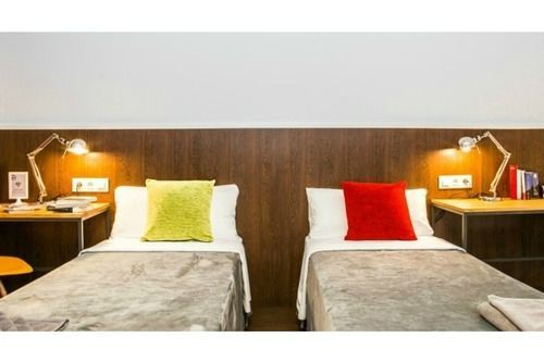 Appartement 185m² 8 Slaapkamer, 4 Privé Badkamer In Eixample