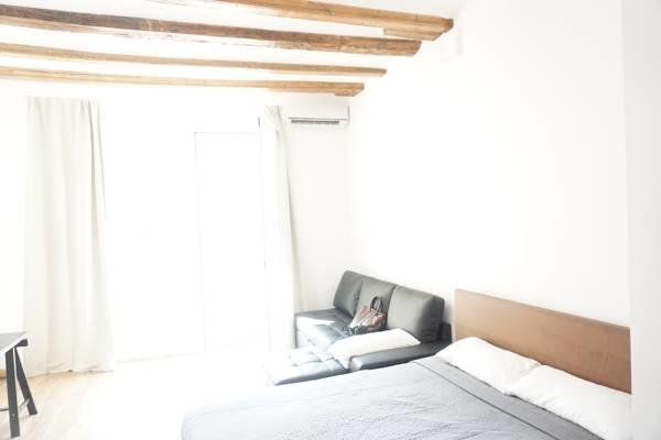 Apartment Spacious Doubleroom At Sants *