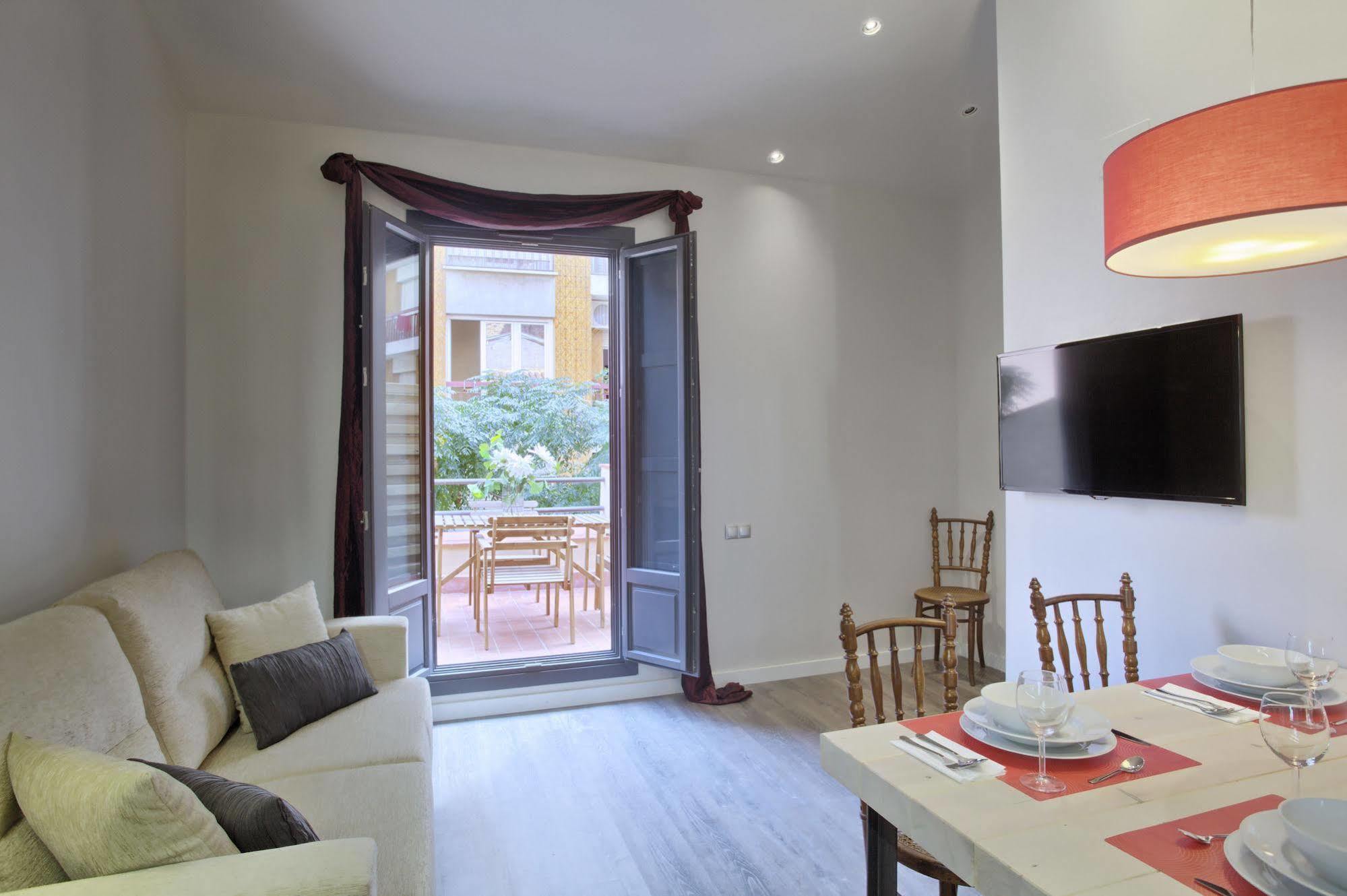 Sagrada Familia Apartment *
