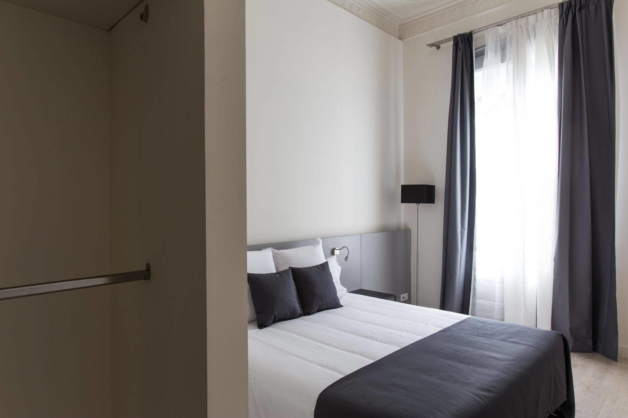 Gasthof Izaila Plaza Catalunya 3*