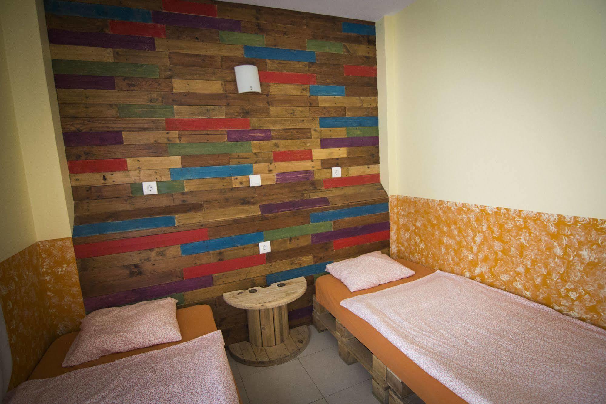 One Sants Hostel *
