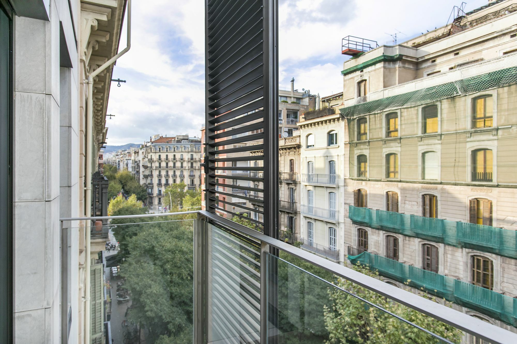 Modern Penthouse Girona Apartment