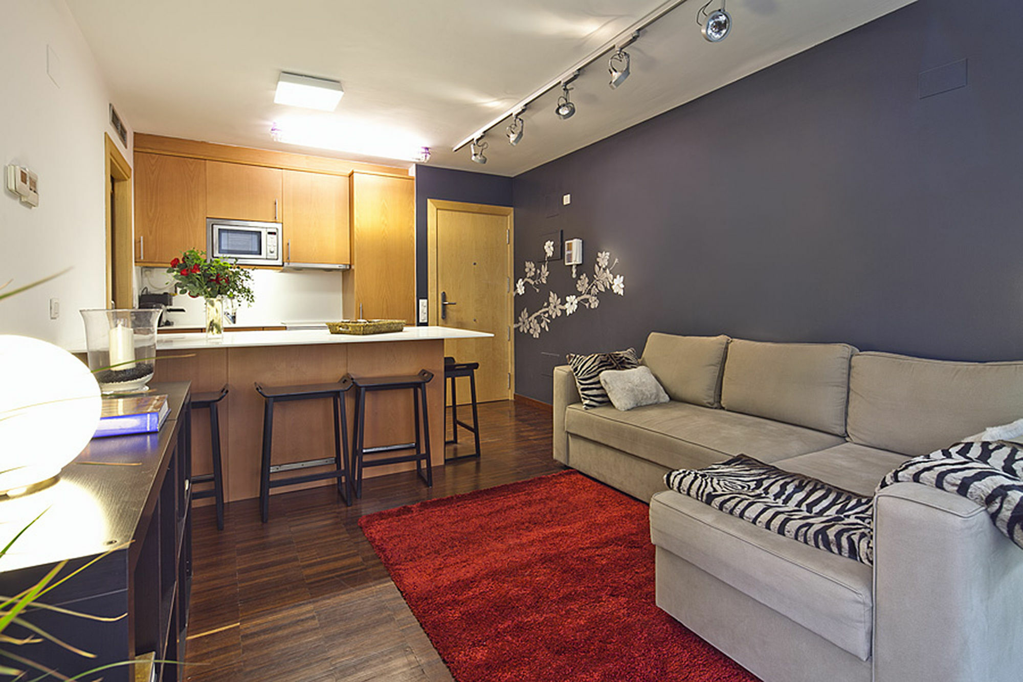 My Space Executive Center Apartment