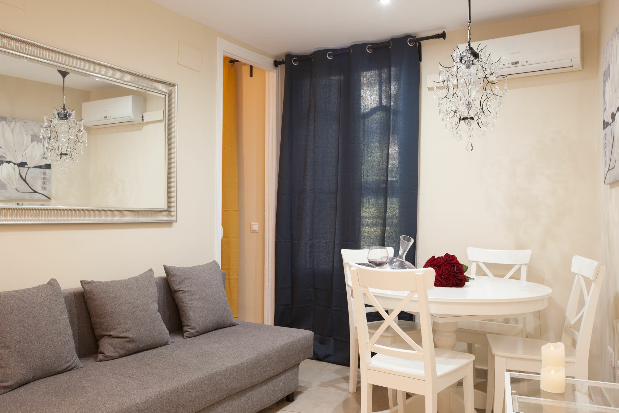 Comfy Corner 32