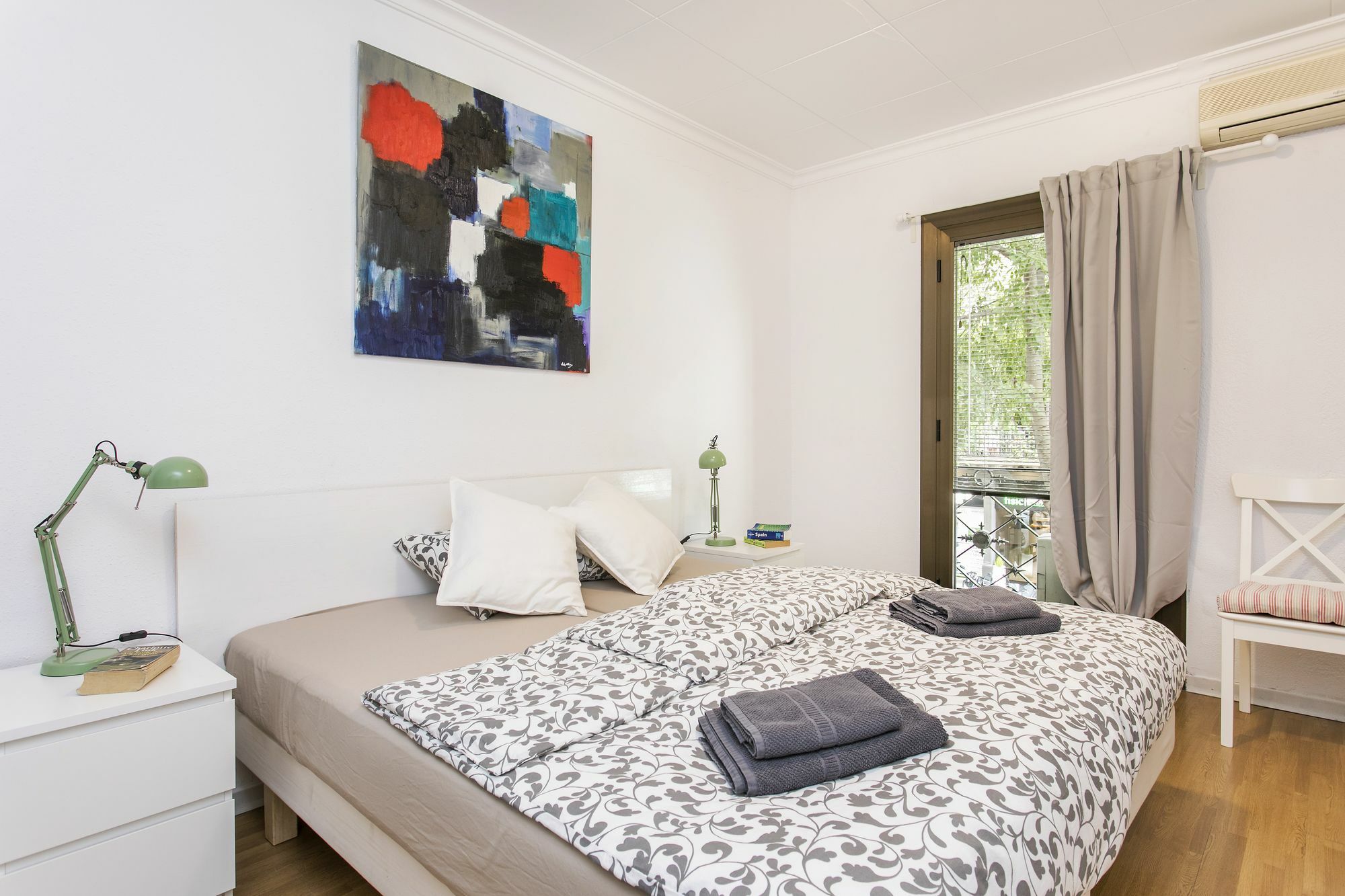 Stunning Bruc Apartment Barcelona