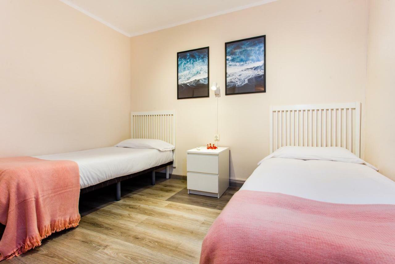 Friendly Rocafort Eixample Apartment *