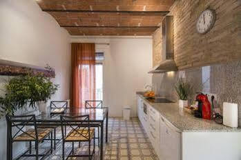 Apartment Happy People Gaudi Sant Pau Barcelona