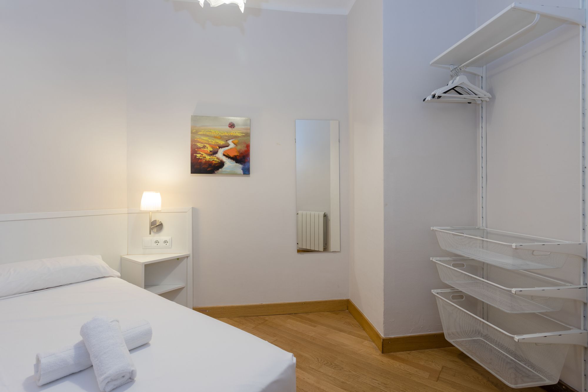 Sagrada Familia - Gaudi Apartment