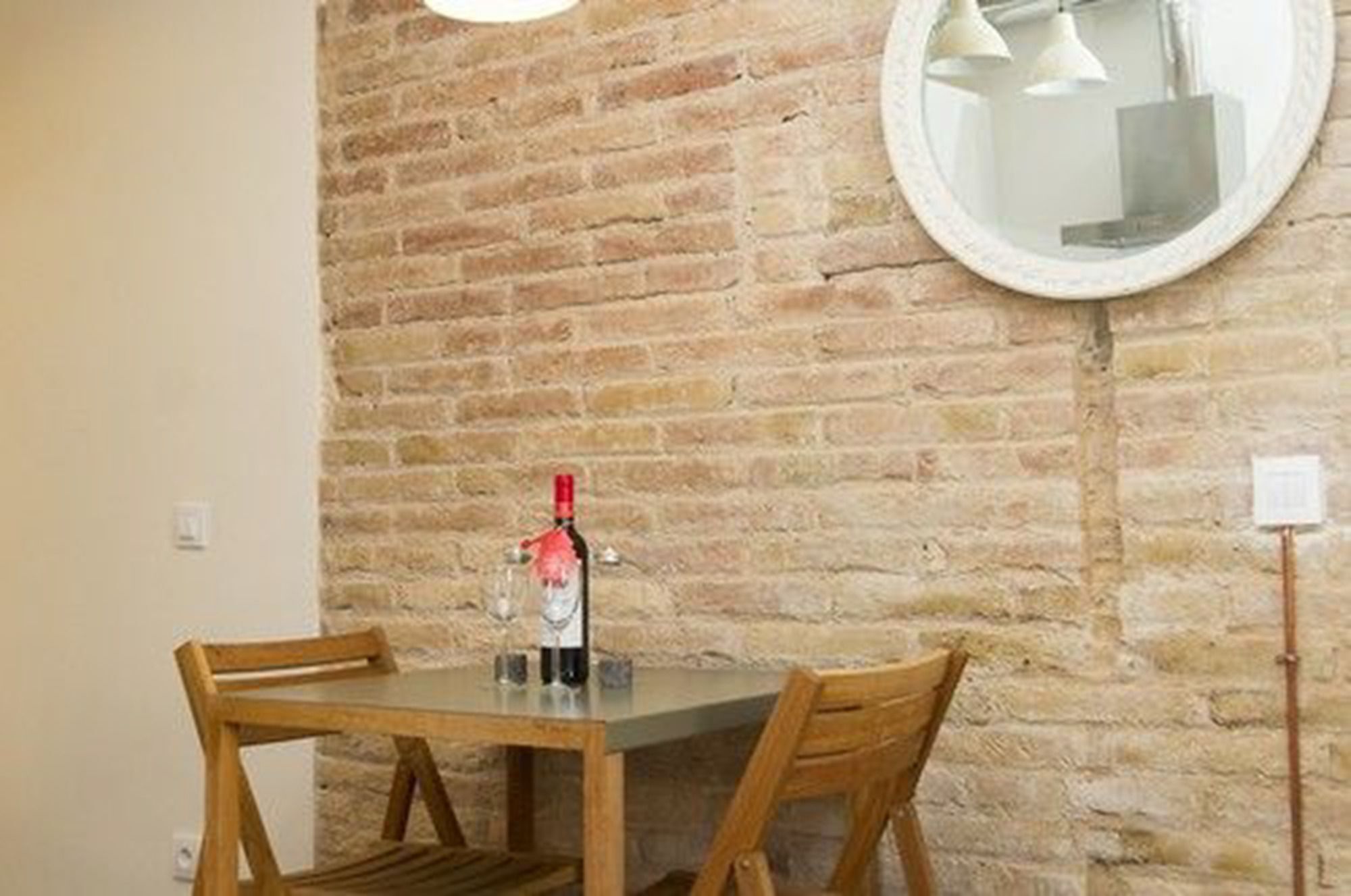 Apartments Sfamilia Barcelona Hotel 3*