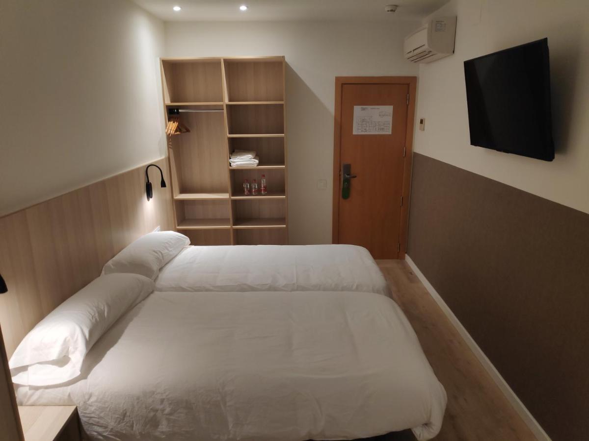 Bestprice Stadium Guest house *