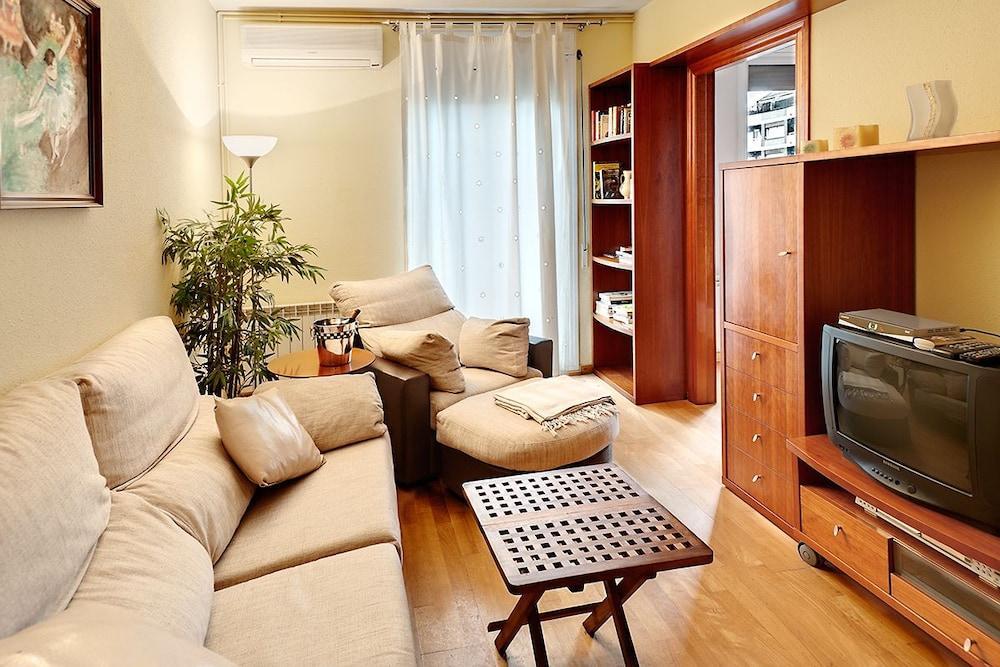 Apartment Sant Joan Arago Barcelona