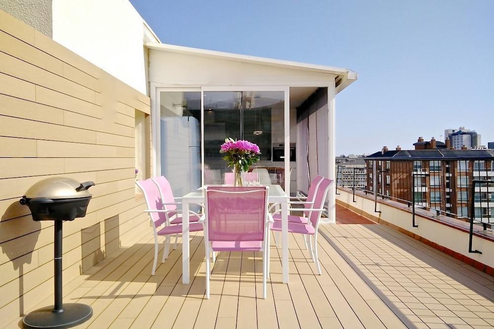 Apartment Bizflats Batik Penthouse Pedralbes *