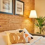 Catalan Comfort Near Sagrada Familia By Myrentalhost