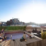 Yeah Barcelona Hostel