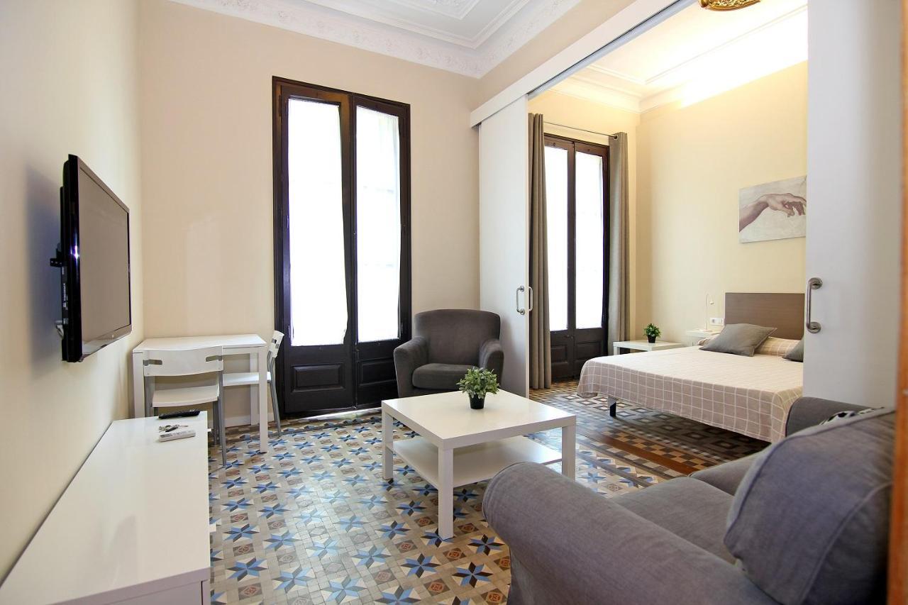 Girona - Modernist Next To Paseo De Gracia *