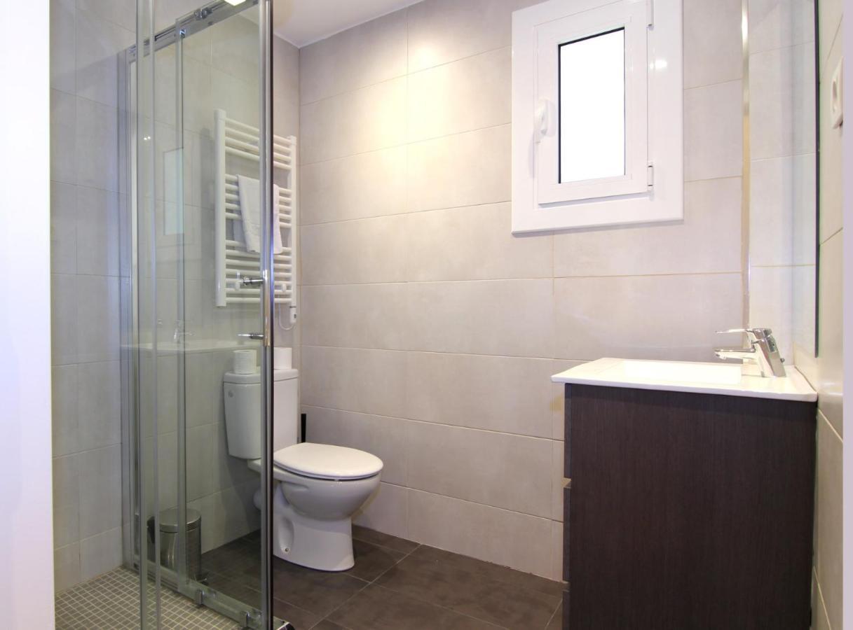 Girona - Modernist Next To Paseo De Gracia *