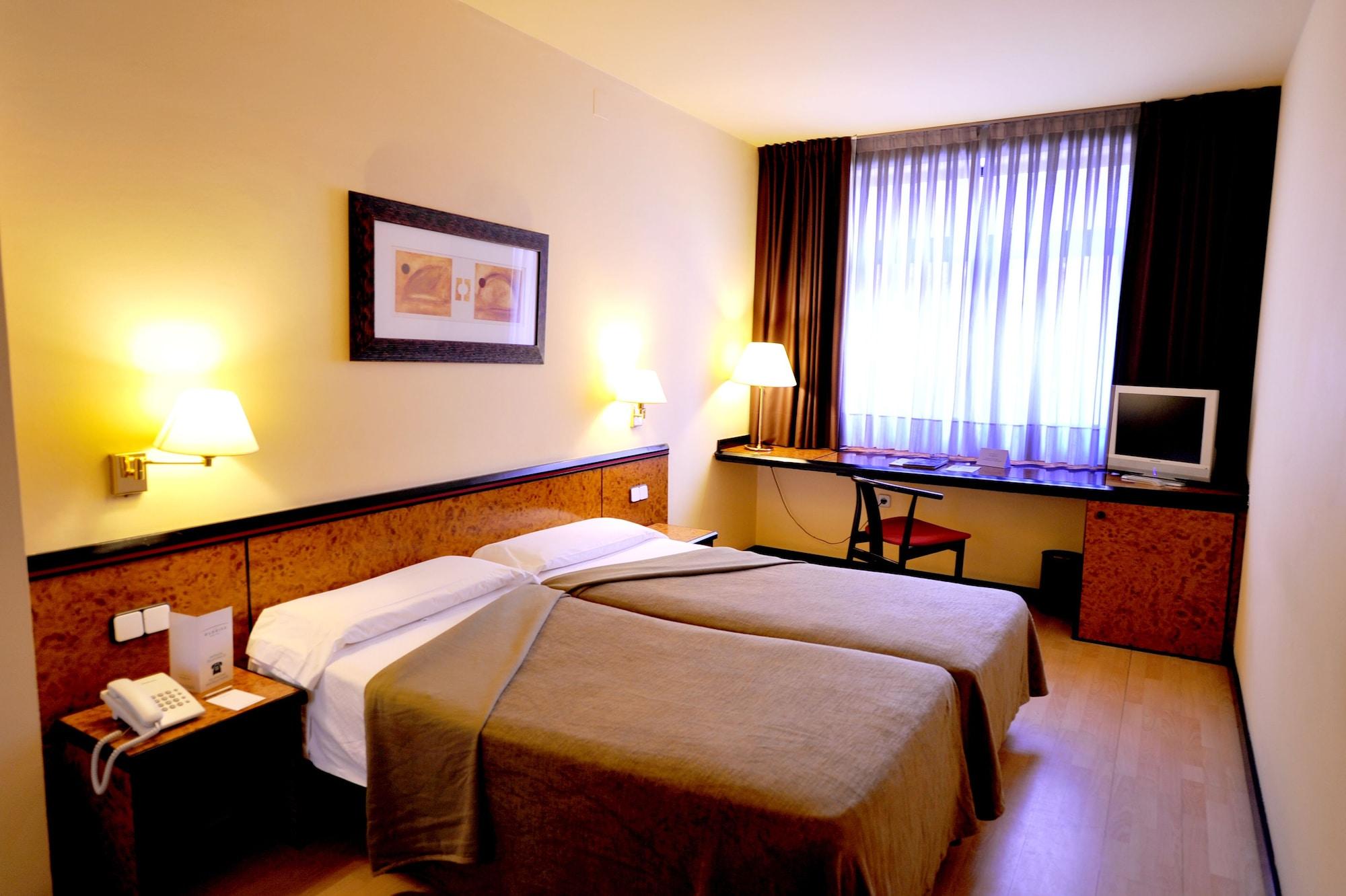 Glories 3* Barcelone