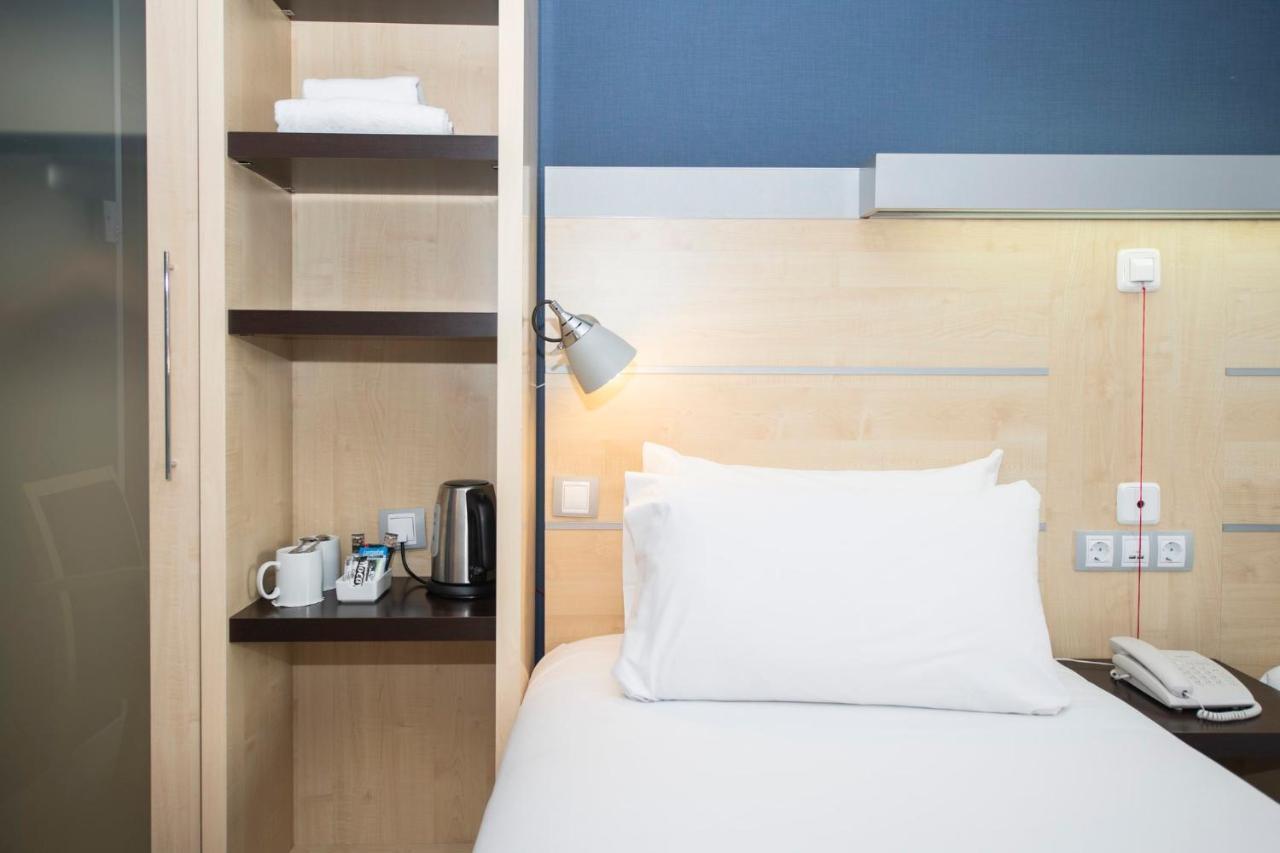 Express 22@ By Ihg Hotel 3*