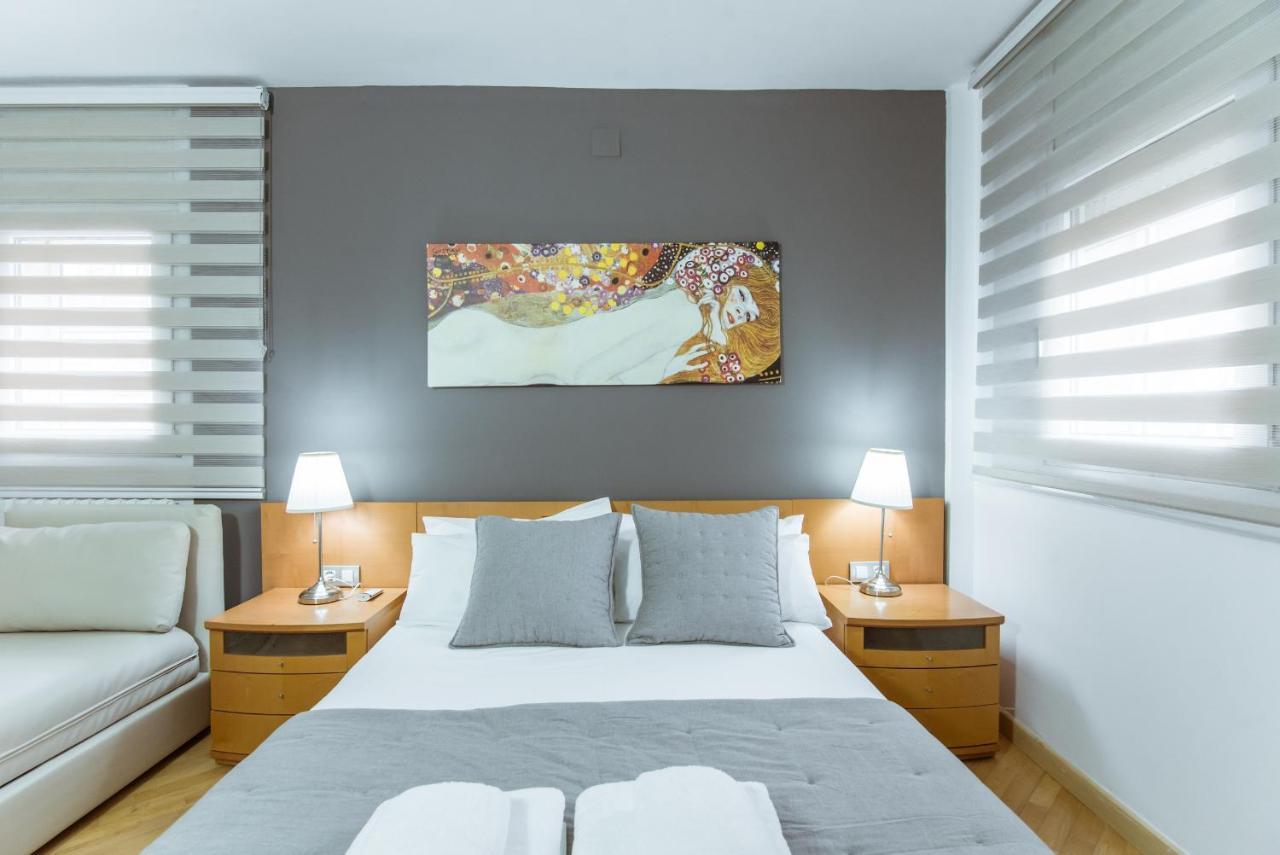 Appartement Two Bedroom Townhouse Within 10min Walk From Beach Barcelona