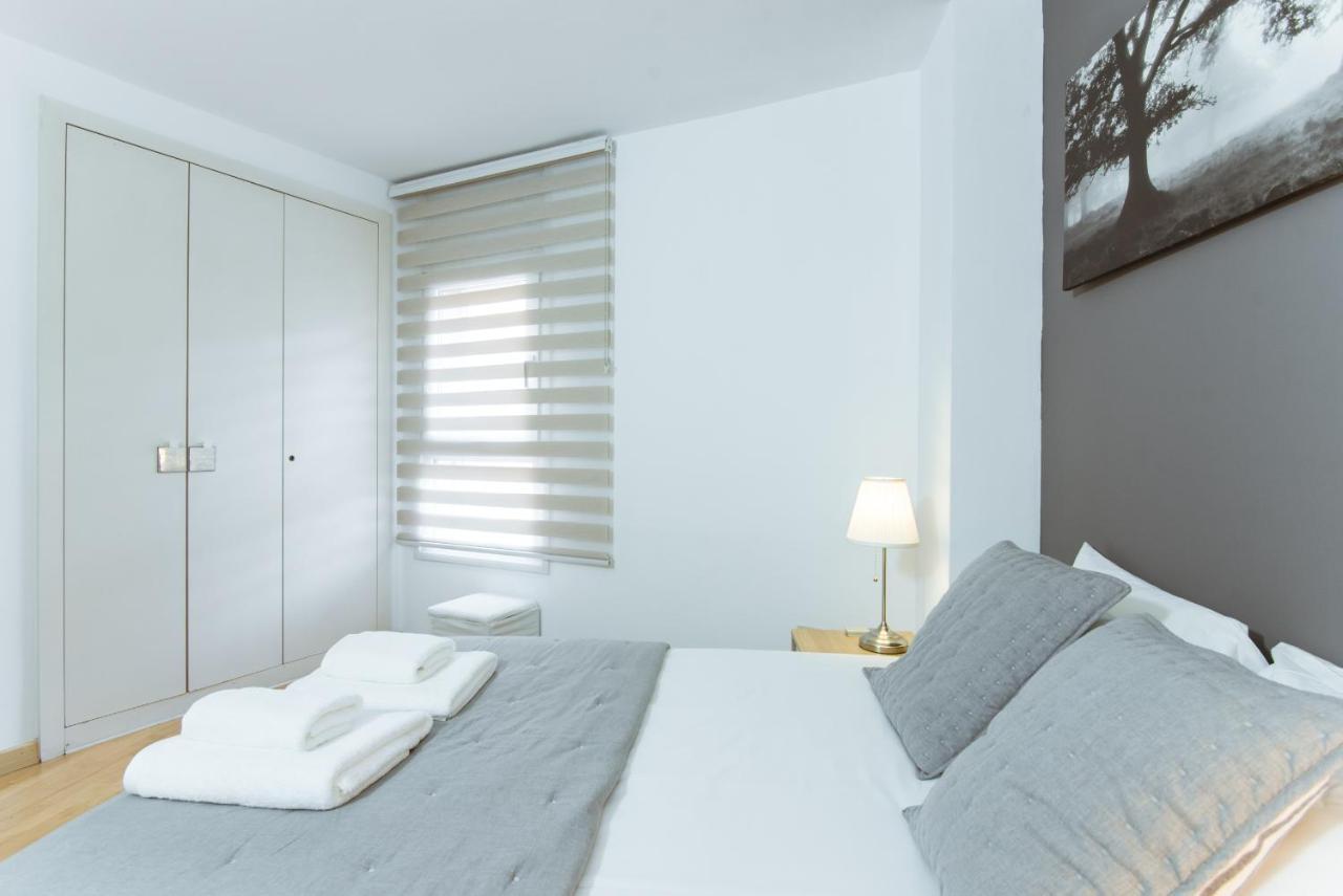 Two Bedroom Townhouse Within 10min Walk From Beach Appartement Barcelona